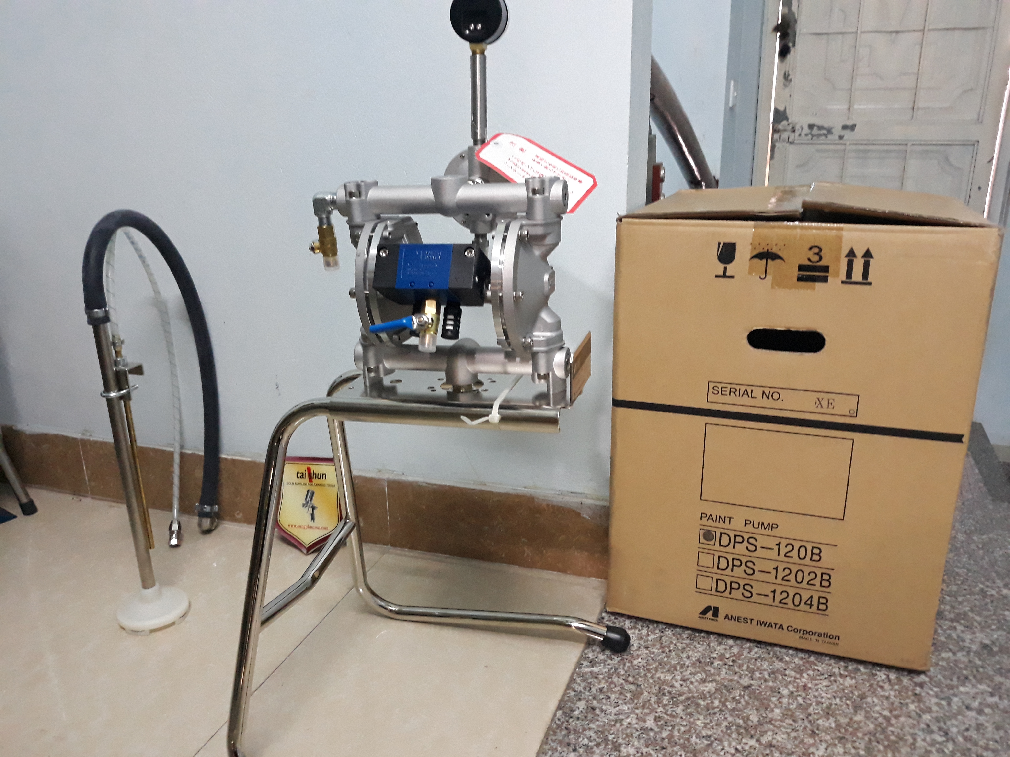 Bơm sơn Anest Iwata DPS